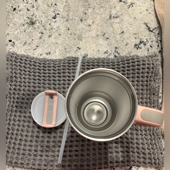 Stanley 2.0 Pink Dusk 40oz - Picture 5 of 5